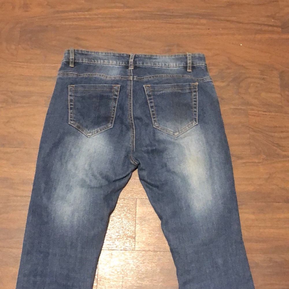 Jeans - Picture 3 of 4